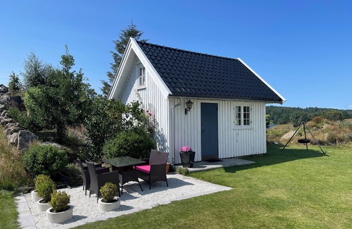 Farsund Bed & Breakfast | Villa Krågenes - Overnatting i Rolige Omgivelser