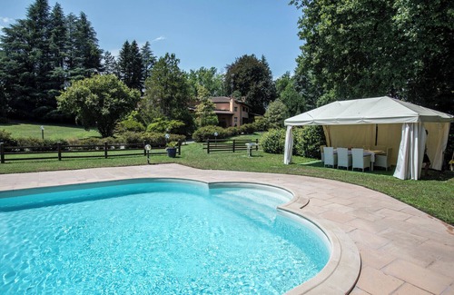 Dormelletto Villa | VILLA LA FORTEZZA
