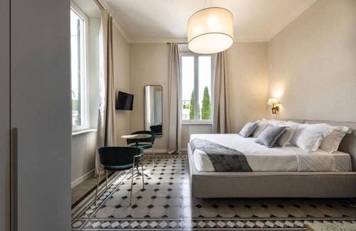 Lucca Historical Center Bed & Breakfast | Villa La Tuia B&B