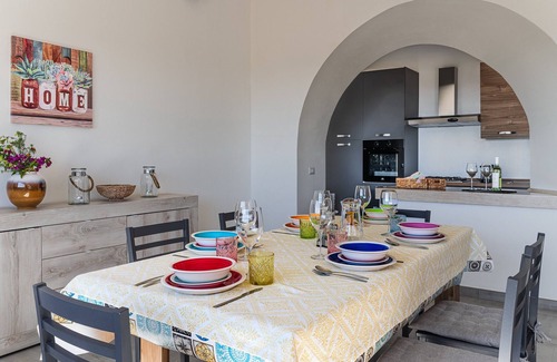 Castiadas Villa | Villa 'Laccus 8' with Sea View, Wi-Fi and Air Conditioning