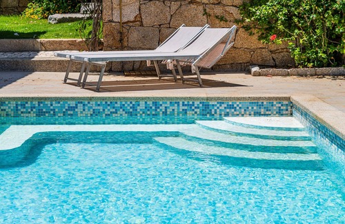 Castiadas Villa | Villa 'Laccus 8' with Sea View, Wi-Fi and Air Conditioning