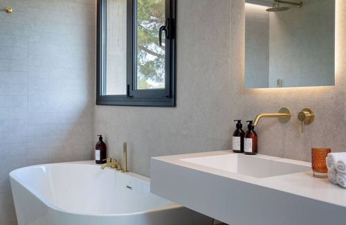 Santa Cristina de Aro Ski Chalet | Villa Le Grá - Beautiful property in Costa Brava
