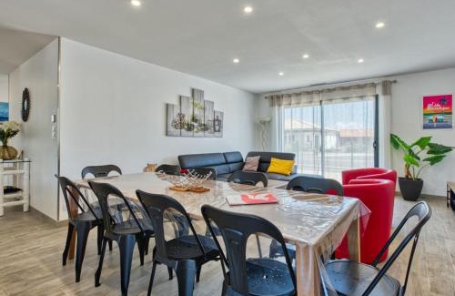 Vensac Villa | Villa Les Alyzés by Interhome