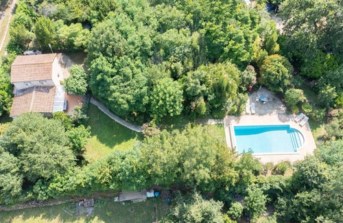 Saint-Bres Villa | Villa Les Cigales – Holiday home in the Cévennes with fenced pool and lush garden