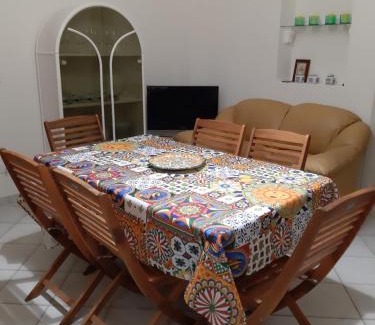 Montallegro House | Villa Leyland