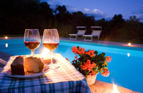 Poppi Villa | VILLA LIZ, private pool, private hot tub, park fenced, close to Florence