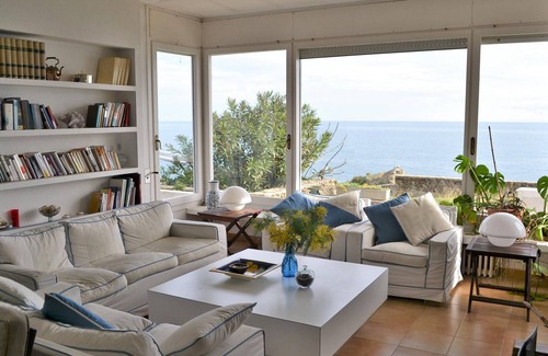 Llanca Villa | Villa Llançà, 5 bedrooms, 12 persons