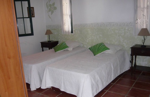 Picarral Villa | Villa located in Algavre in the heart of a typical Portuguese village