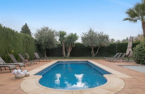 Arriate Villa | Villa 'Los Mellizos' with Private Pool, Wi-Fi and Air Conditioning