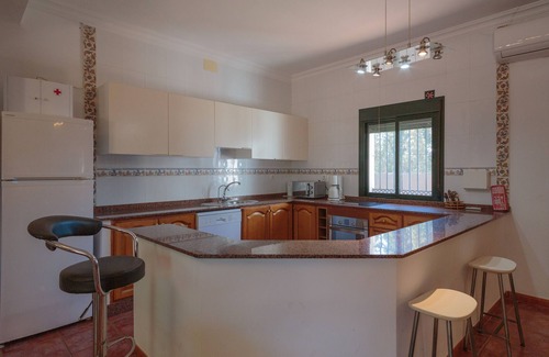 Marchena Villa | Villa Los Pinos with Pool, Wi-Fi, A/C, Terrace & Garden