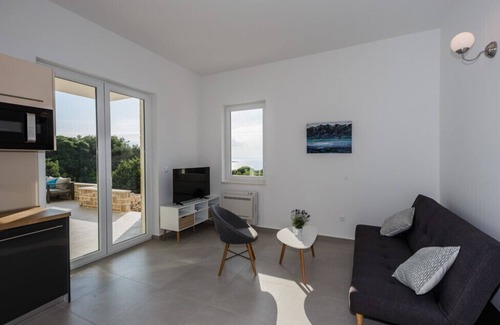 Lun Villa | Villa Lun T - Island Pag by Villas Guide