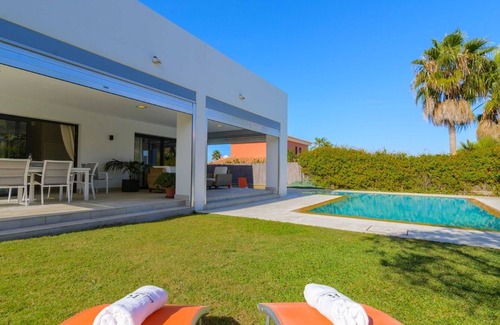 Cabo Roche Villa | Villa Mónaco Conil de la Frontera by Ruralidays