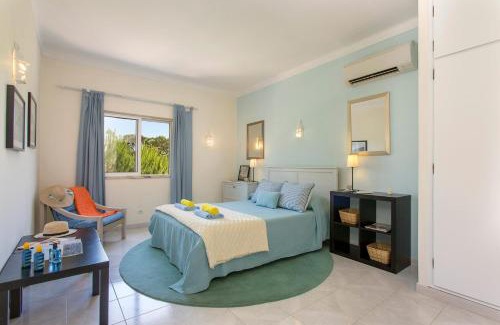 Lagoa e Carvoeiro Villa | Villa Machado by Villa Plus