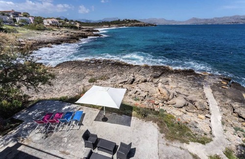 Mal Pas-Bon Aire House | VILLA MAL PAS - Modern villa with direct sea views.
