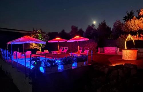 Sassari Bed & Breakfast | Villa Malvasio Pool and Jacuzzi Room Sassari
