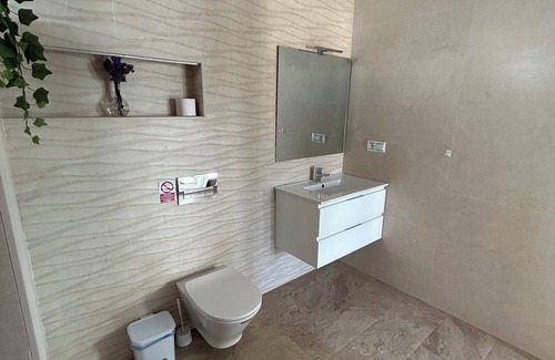 Conil de la Frontera Cottage | Villa Manoli Namaste, 6 minutes drive to the beach and downtown