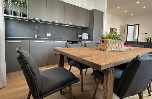 Meda House | Villa Manzoni