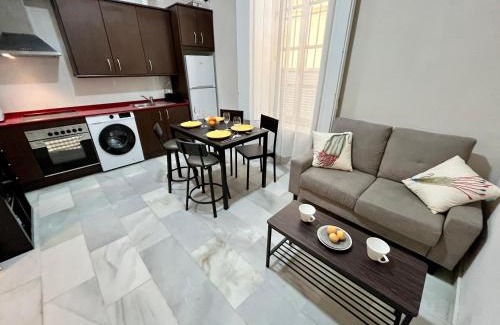 Old Town Apartment | Villa María Cádiz centro, "preferente para mayores de 25 años y familias "