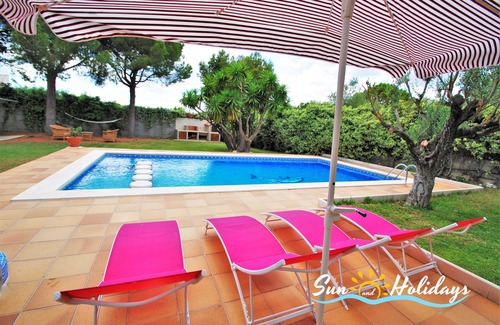 El Vendrell Villa | Villa Martina with private pool and large garden