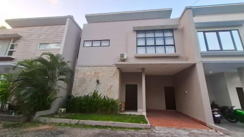 Mataram Villa | Villa Matahari