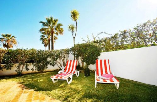 Gale Villa | Villa Mauritius by Algarve Vacation
