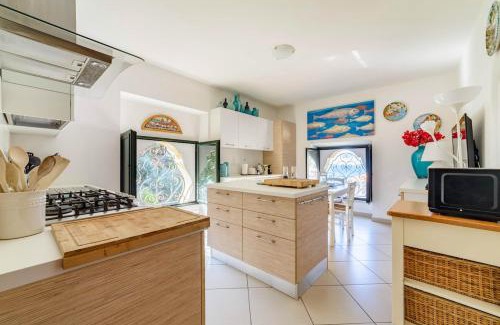 Vietri sul Mare Apartment | Villa Med Amalfi Coast Beach Parking