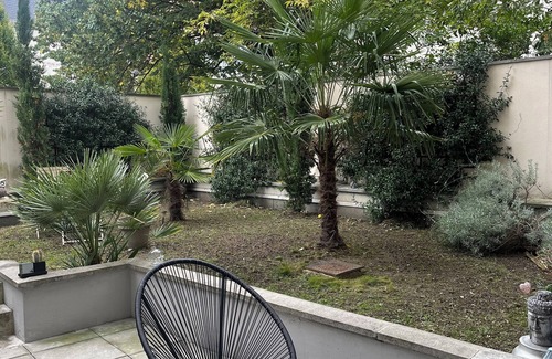 Puteaux Apartment | Villa melina