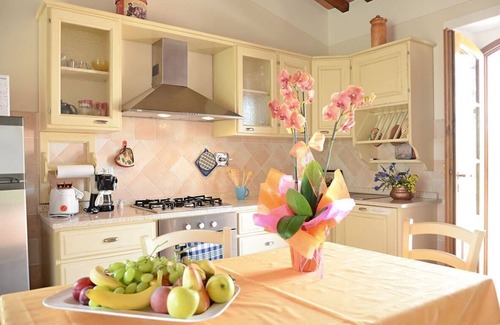 Gaiole in Chianti Apartment | Villa Mimosa , San Regolo in Brolio, Gaiole in Chianti, Siena and Chianti