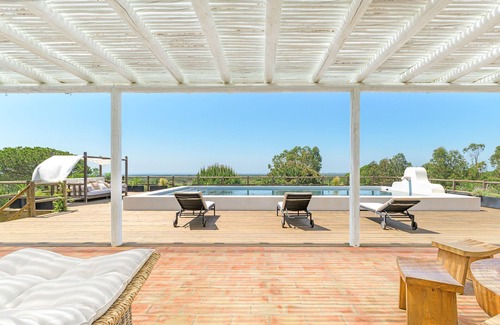Melides Villa | Villa 'Monte Da Torre' with Sea View, Wi-Fi and Air Conditioning