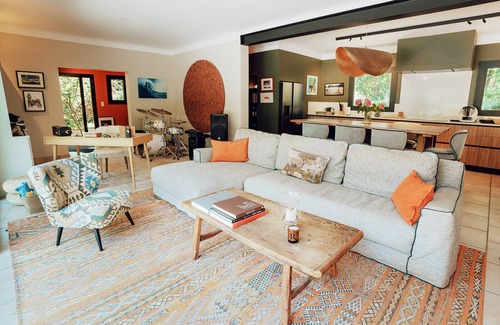 Arbonne Villa | Villa near Biarritz, heated pool, wooded grounds