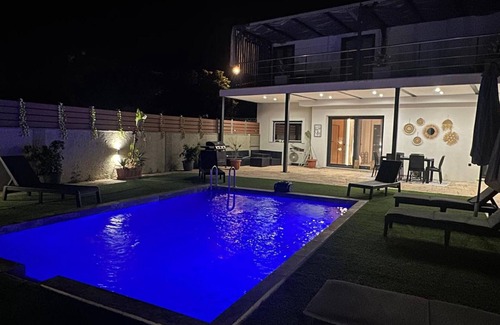 Lefkimmi Villa | Villa 'Olivia Estate' with Private Pool, Wi-Fi and Air Conditioning