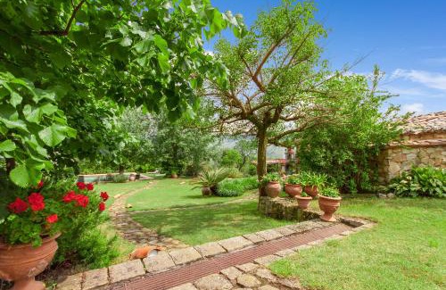 Castel di Lucio Villa | Villa Olmo With Private Pool - Happy Rentals