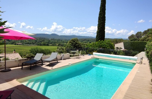 Carces Villa | Villa on terraces with swimming pool and superb view of the village