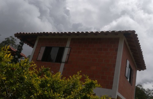 Guadalupe House | Villa Paulina , Un Lugar Tranquilo en Medio de la Belleza del Campo