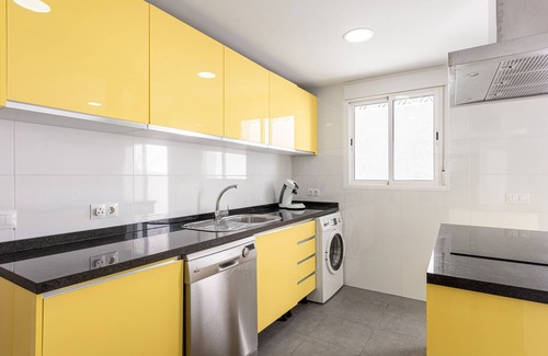 Valle de los Galanes Villa | Villa 'Pedregalejo Vistas Al Mar' with Sea View, Wi-Fi and Air Conditioning