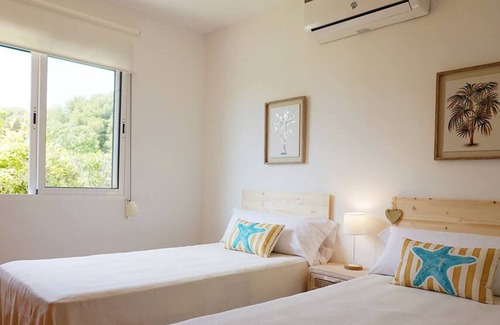 Coves Noves Villa | Villa Pepe - 4 berdroom - Free AC&WiFi
