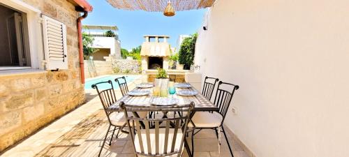 Tiggiano Villa | Villa Pestanaca