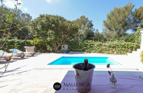 Sa Coma Villa | Villa Pomeres with Pool and Garden.