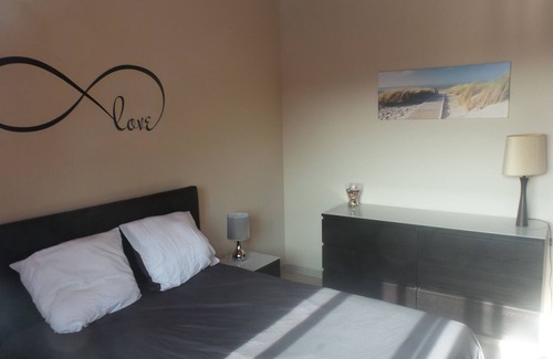 Can Palau Villa | Villa pool and private boules court with sea view and nature near Barcelona