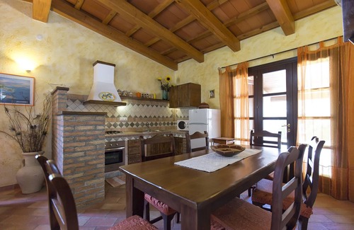 Alghero Villa | Villa Porticciolo near the beach for 6 people, with Air Conditioning and WiFi