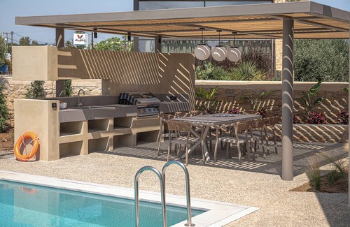 Maleme Villa | Villa Portokalea, 200m From The Beach, Heated Pool