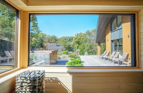 Hodrusa Hamre Ski Chalet | Villa pri rybníku STROHM
