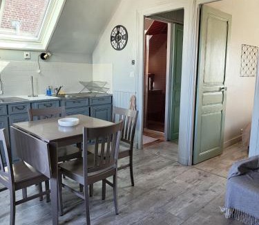 Ault Apartment | Villa Réséda appartement, Ault 50 m de la mer
