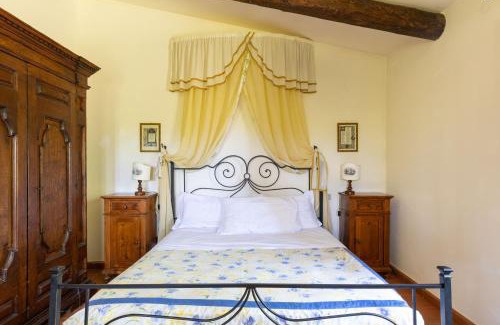 Tordandrea Villa | Villa Reale by PosarelliVillas
