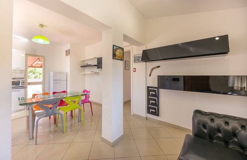 Marina di Campo Villa | Villa "Roberta" 400 Meters From the Sea