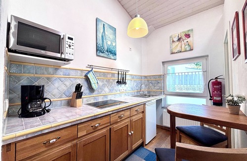 Sassnitz Apartment | Villa Rosengarten - Holiday apartment with sea view in the old town of Sassnitz
