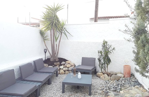 El Mas Bosca Villa | Villa Roses near downtown and quiet beaches