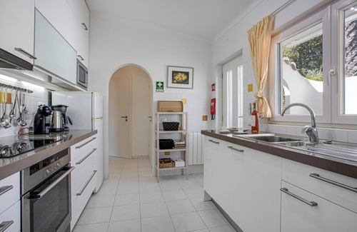 Alcalar Villa | Villa Sagres with Mountain View, Pool & Wi-Fi