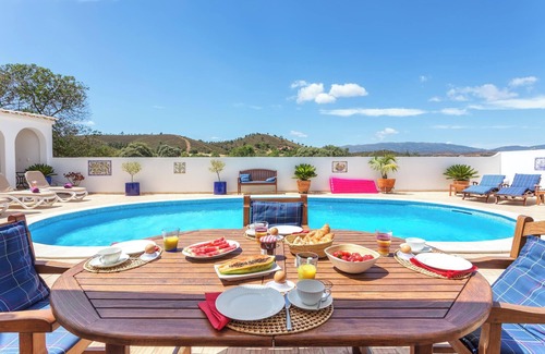 Alcalar Villa | Villa Sagres with Mountain View, Pool & Wi-Fi