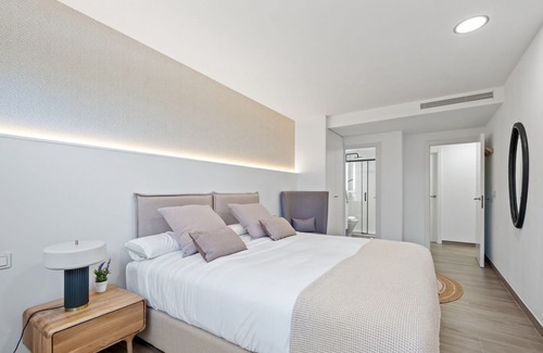 Pinares de San Anton Villa | Villa San Antón with Pool III